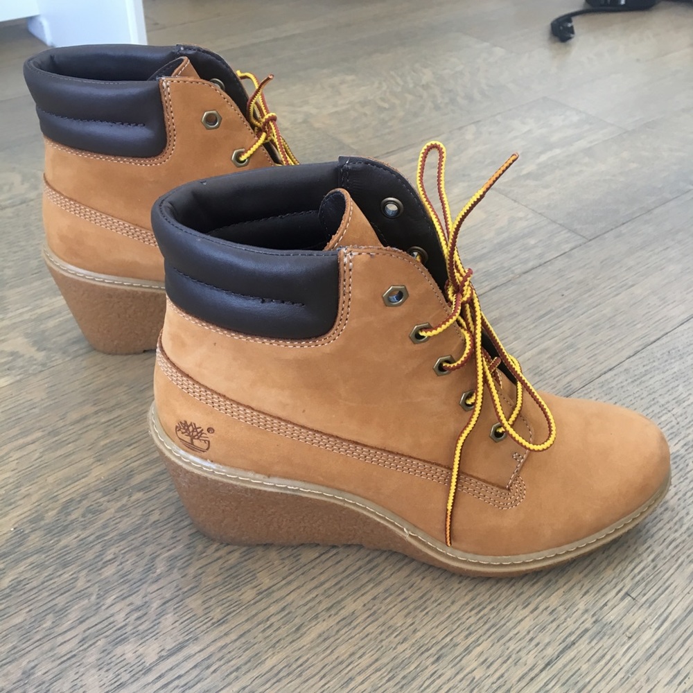 Timberland Women’s Wedge Shoes - Size 7